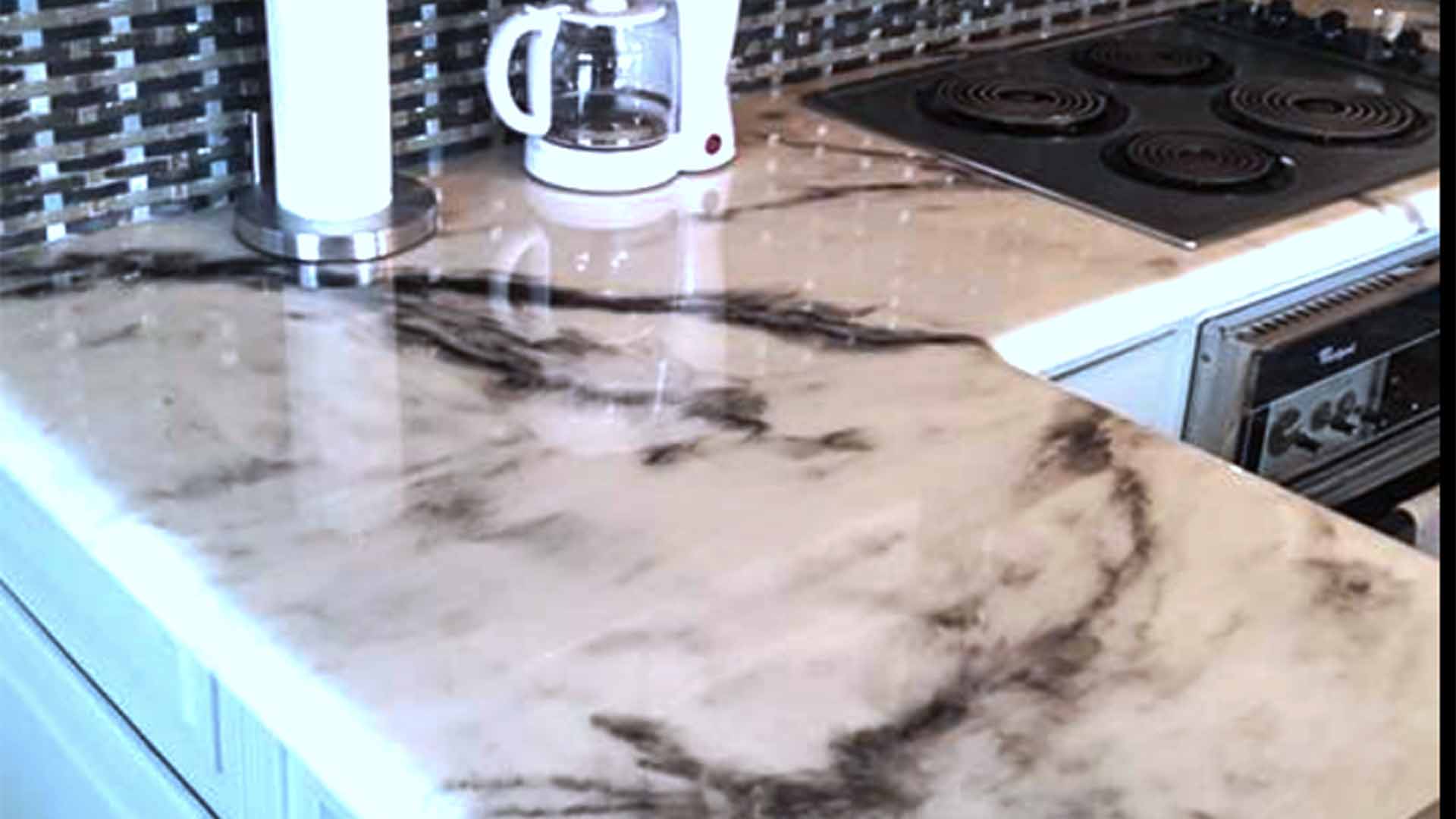 White Marble Kitchen Counters